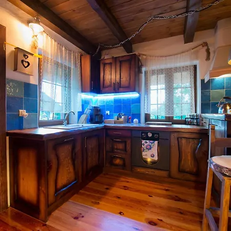 Dworek Krola Stanislawa - Jasminowy Feriehus Węgorzewo